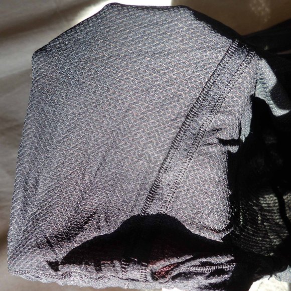 Lululemon Women 4 Itty Bitty Mesh Halter - Picture 11 of 13